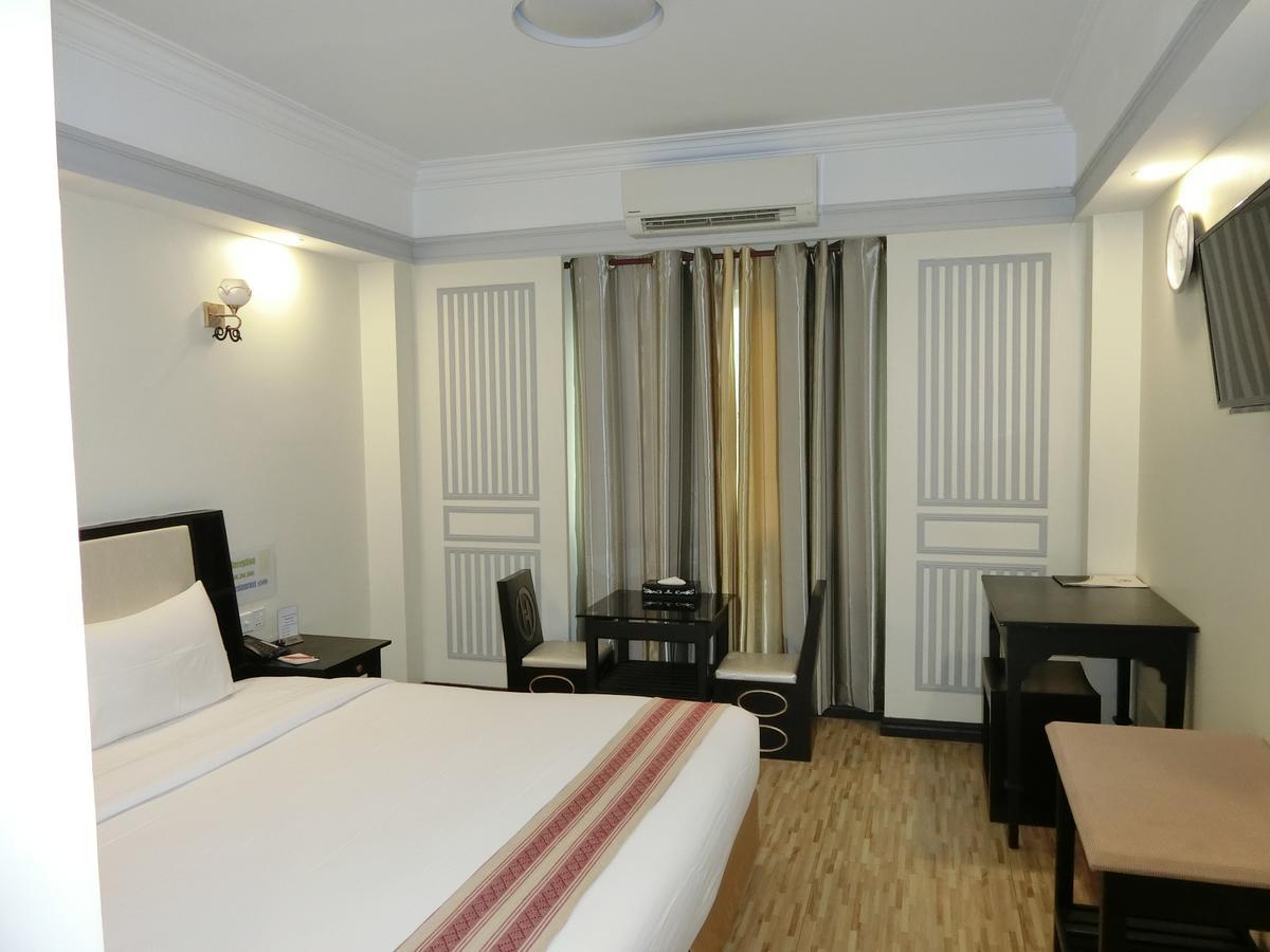 Hotel Heaven Rangum Exterior foto